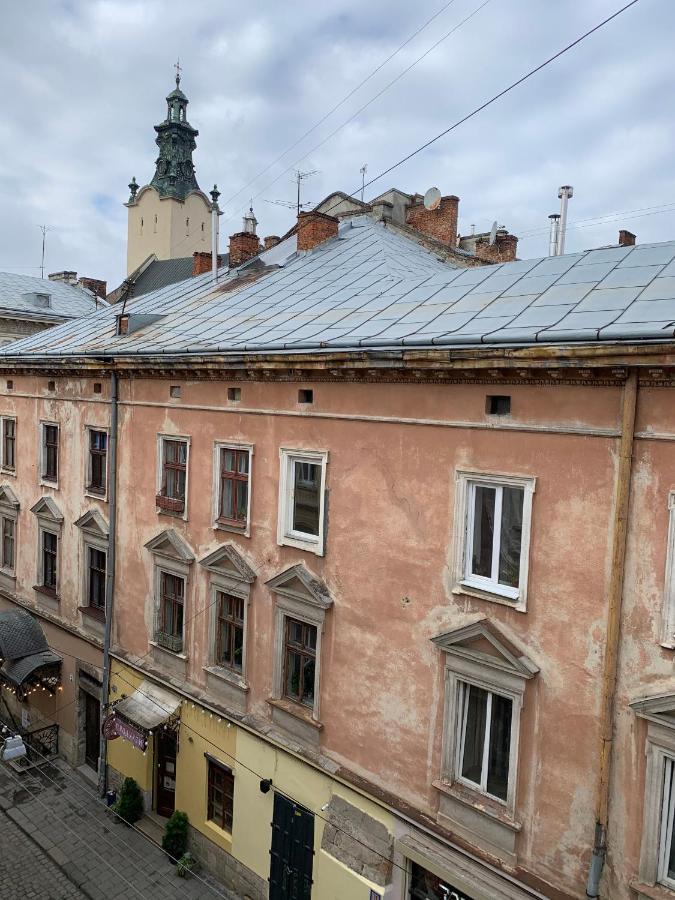 Апартаменти На Площі Ринок 利沃夫 外观 照片